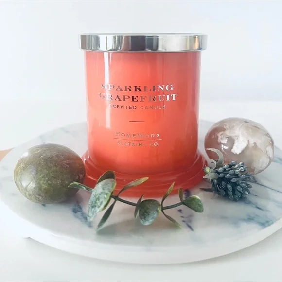HomeWorx Slatkin & Co. Sparkling Grapefruit Scented Candle - Picture 1 of 5